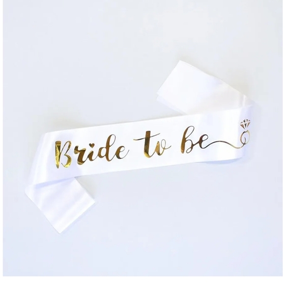 Bachelorette Party Decorations. See photos - Picture 2 of 6